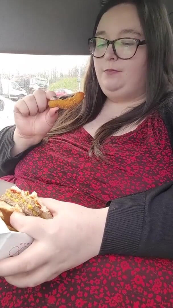 SSBBWLadyBrads: pyar karne vaale ke lie aur adhik bharaee