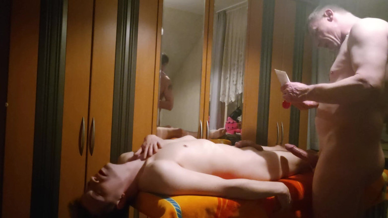 Dicksucker: Oh ya aku suka kontol ini