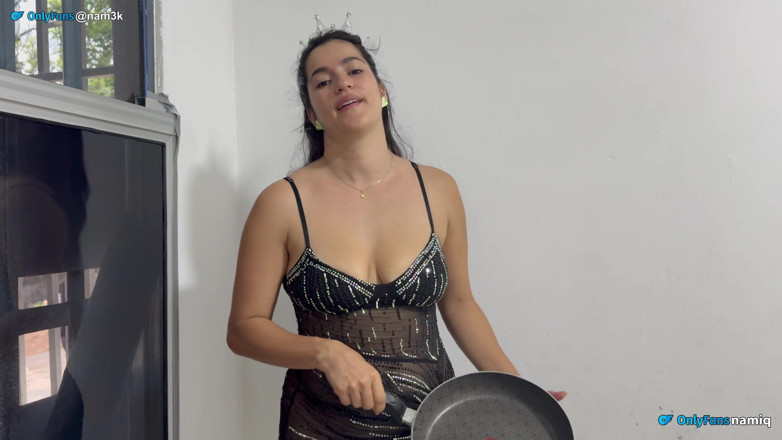 Roxxan: Pussy-eating Thief Is Discovered and Gets His Comeuppance.