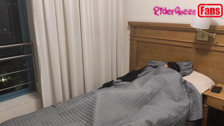 Riderqueen: Video for Fans, BBW Surprises Stepson in His Bed