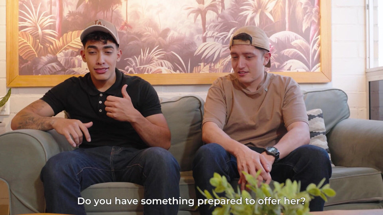 Kylei Ellish: Venezuela Vs. Colombia Threesome: I Fucked My Tinder Date and...