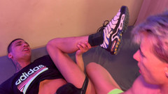 Brett Tyler: Twink chová britského rošťáka