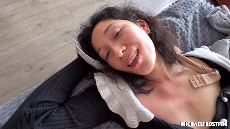 MichaelFrostPro: Stepmom Easily Solves Stepson's Orgasm Control Problems