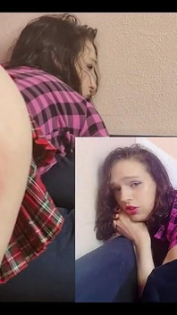 舐めたり、吸ったり、手マンしたり、メロディのジューシーなお尻を差し込んだり