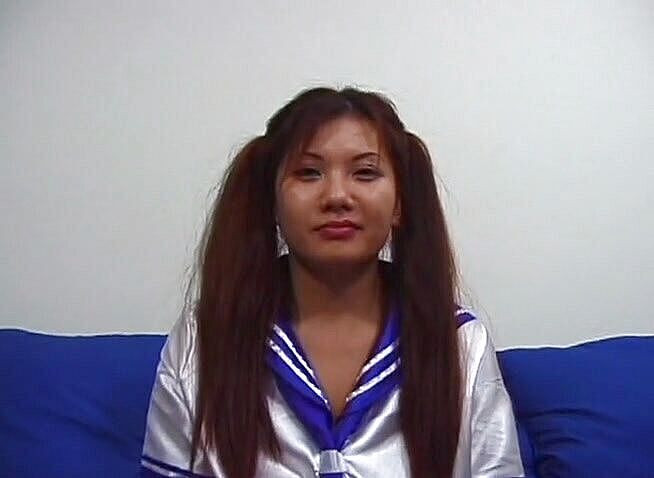 IntAsian: Une Asiatique à forte poitrine se fait baiser par son caster