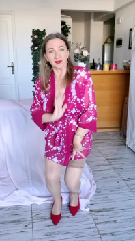 Milf caliente habla sucio qué hará con tu polla