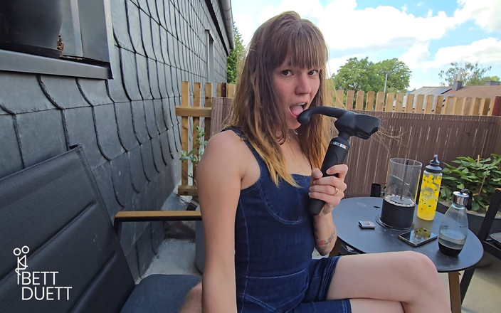 BettDuett: Vibrující venkovní relaxace s ptákem!