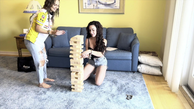 Tied_Tales: Svazování Jenga