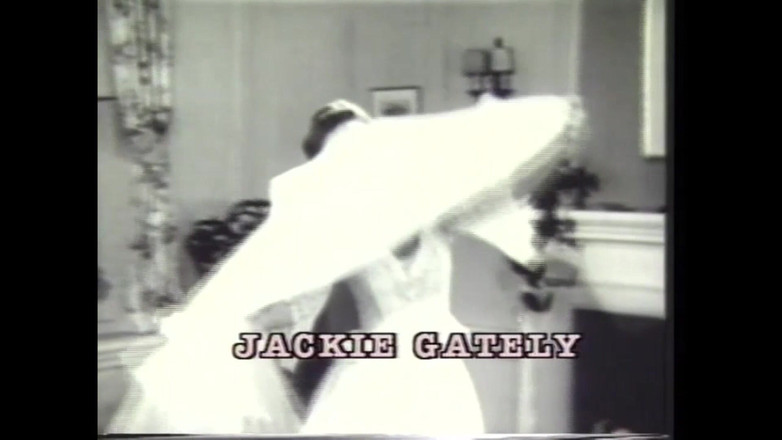 The Unforgettable: Tancerka się rozbiera