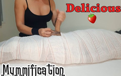 crazydesire: Bölüm 1 iki dakika boyunca boşalma kesintisi ile mumyalanmış elle muamele.