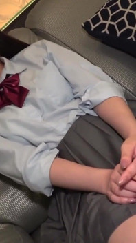 Koharu - Pikap Dalam Talian No.136: Si cantik kecil nakal sukakan seks, terutamanya creampies