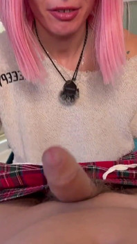 Cel mai bun cadou de Anul Nou și de Crăciun- Este pula tare în pantaloni și labă sexy cu vedere la persoana 1 cu ejaculare