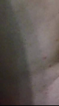 Wysyłam wideo mojej cipki do mojego męża