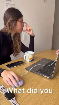 同僚とセックスする
