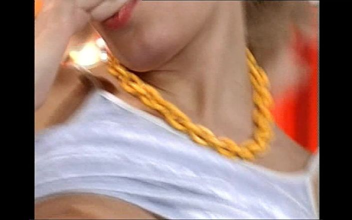 Rocco Siffredi 35mm: 古いスタイルのSexxx!!- 第04巻