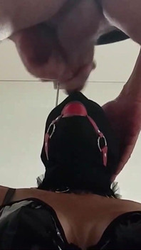 42 Minutes of MILF Mouth-fucking with Throatpie