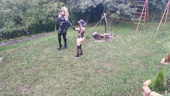 Beth Kinky: Výcvik mazlíčka pro blonďatou TV TS kundu sexy goth dominu...