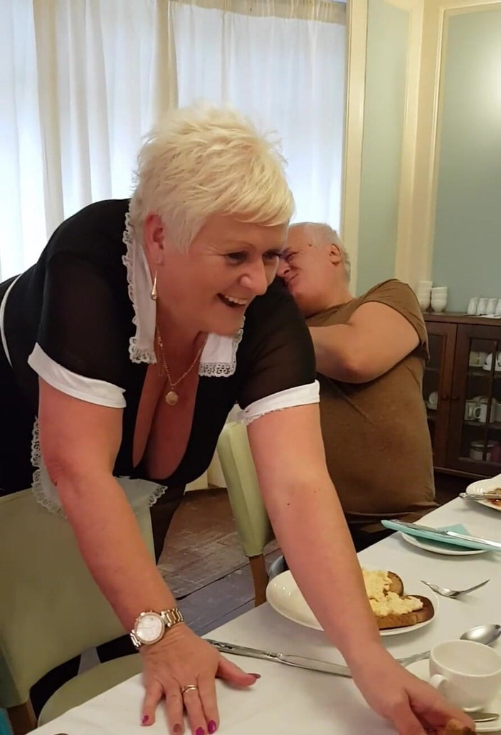 Uk Joolz: Maid Joolz