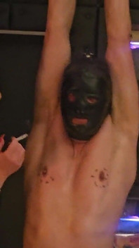 Mistress Luciana Palenie Upokorzenie Niewoli Wiszące CBT Przerwa Na Papierosa Dla Kochanki Luciana