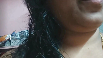 Telugu-fuckers: Tami Ponnu v koupelně Přírodní krása Sexy Rty