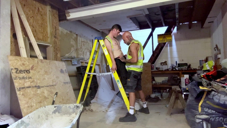 Zach Elliott: Bauservice, hi-vis Orale Überstunden in der Werkstatt