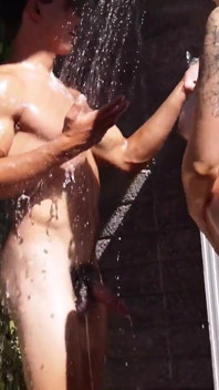 New Exclusive Muscle STUD Carter Smith Joins HGF To Be Pleased By Kenzie Love