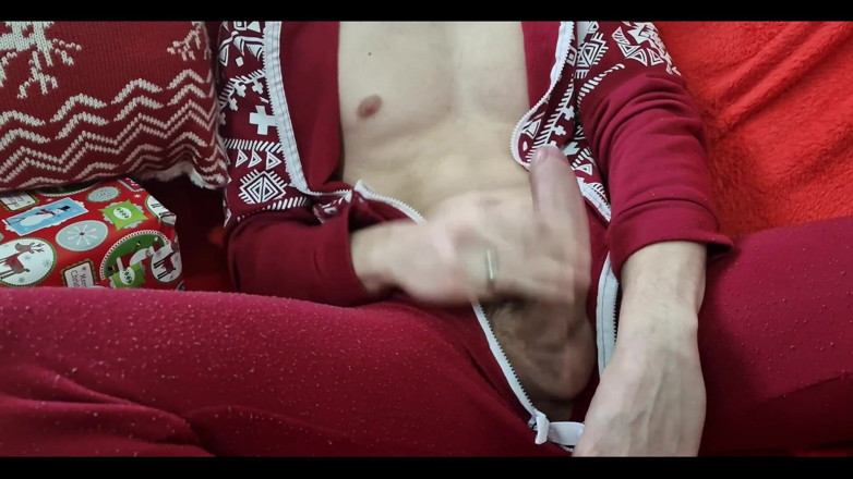 Snauwflake: Little Christmas Elf Had to Empty His Balls