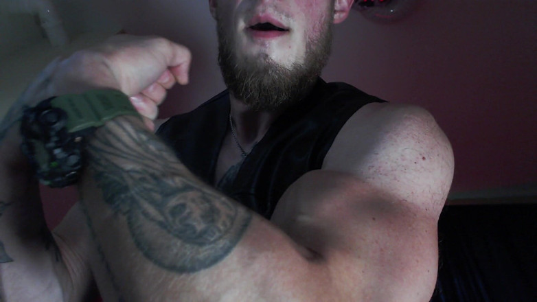 Hunky time: Muscle Worship - Biceps
