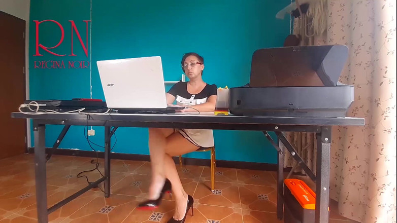 Regina Noir: SeXretary - Camera in the office. No panties secretary. Nude secretary