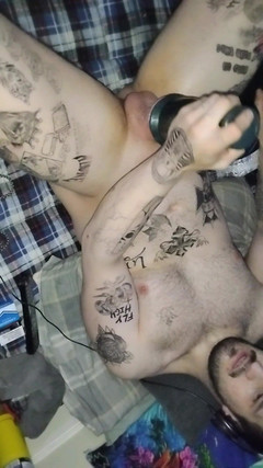 Cdubzdik: Rider fat dildo och cumshot komp.