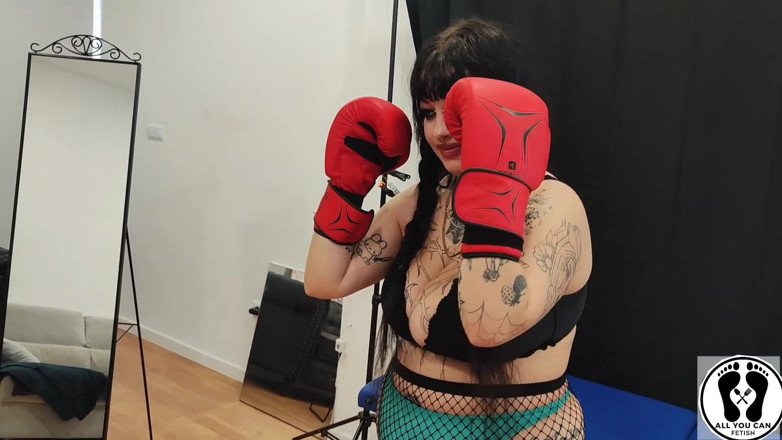 All You Can Fetish: Chubby Girl Boxing Training Bouncing Boobs