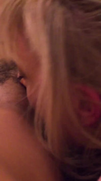Lotus Lain, belleza negra y Nina Hartley, a la estrella porno madura le gusta lamerse los coños