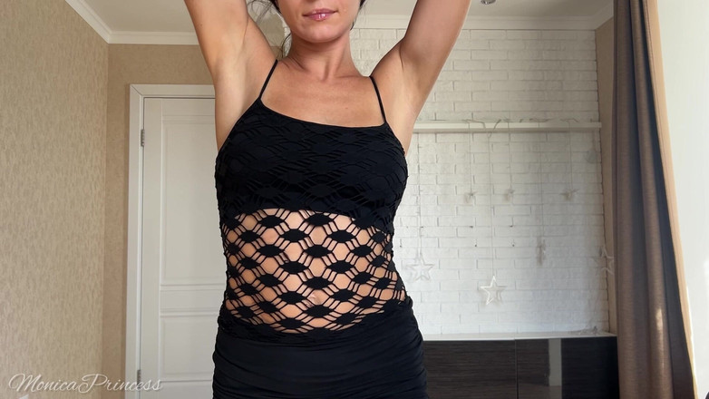 Princess Monica: Stretch-test, Tops anprobieren, bauch &amp; achselhöhlen necken