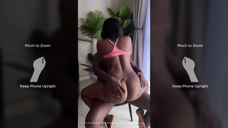 Afrocummy: Cavalca quel cazzo lentamente fino a quando non ti viene...