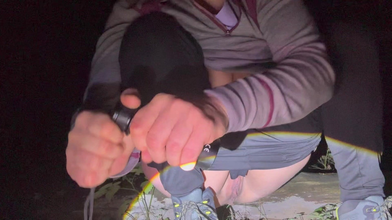 Putarankahotmilf: Masturbasi bareng-bareng di hutan!