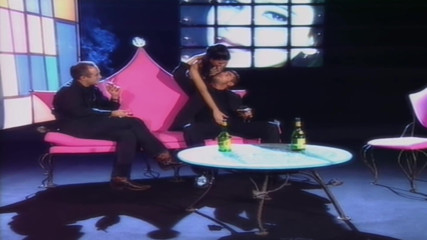 Luxury Porn Channel: In un club di lusso, una bella doppia scopata con...