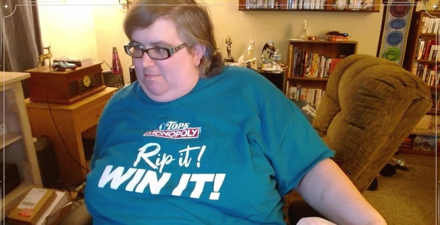 Moobdood: Więc co myślisz? Tbh Nie jestem przyzwyczajona do seksu zabawki,...