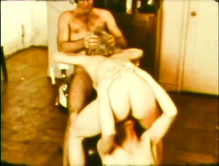 Vintage Usa: Intenzivní vintage trojkový sexuální film!