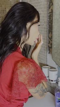 İki tesisatçı ev hanımı Monika Fox'un deliklerini anal, dp, gırtlağına kadar alma, sarkma, fışkırtma ve ağzına boşalma ile temizledi