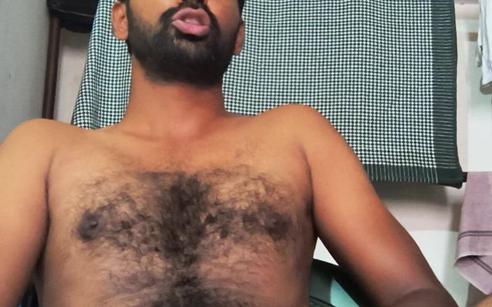 HornyHunk: Onanerar med min nya sexleksak