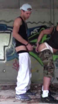 Ilan fucked by 2 straight boys in cruising exhib