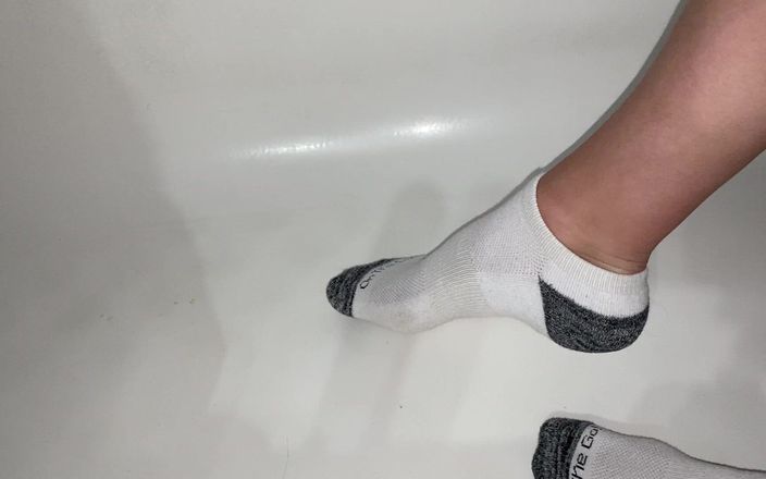 footivities: Fußölmassage in knöchelsocken