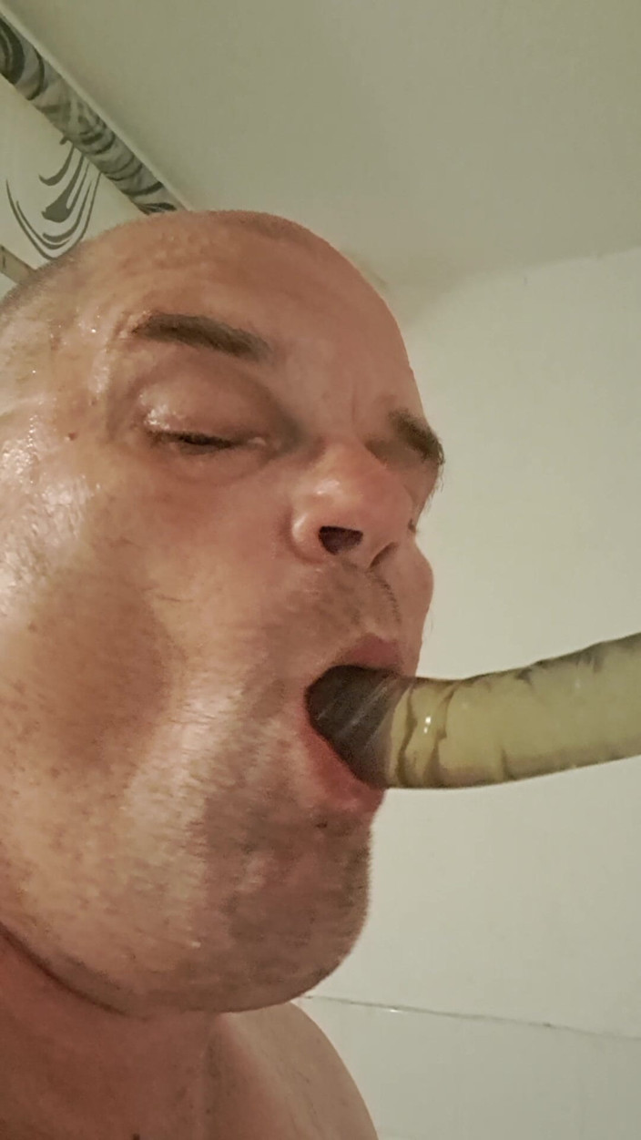 Fickspecht: Esercizi Di Soffiare E Succhiare Sotto La Doccia...