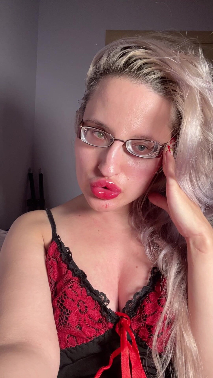 FinDom Goaldigger: Benim için kırıldı: paran benim düzeltmem