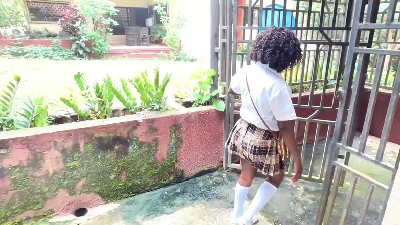 Black Swan: 戸別訪問のご褒美ととても寛大なお客様