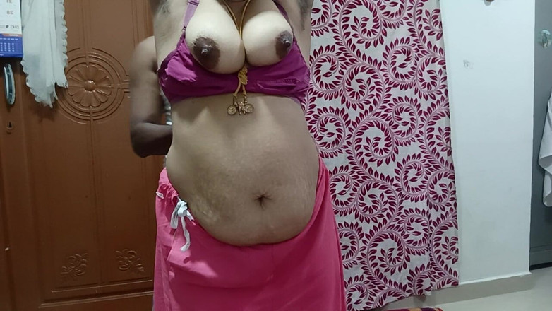 Muruga: Tante desi berhubungan seks dengan suami