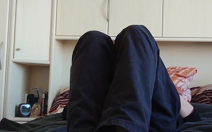 Carmen_Nylonjunge: Meine weißen Turnschuh-Socken
