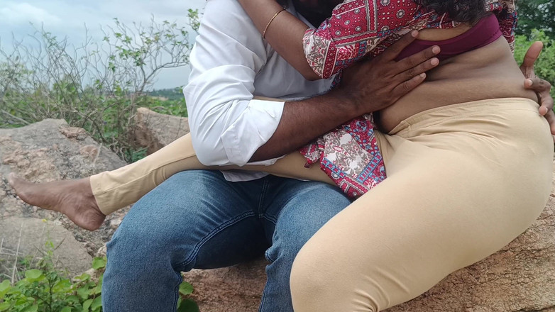 Inba: Estudantes universitários ao ar livre