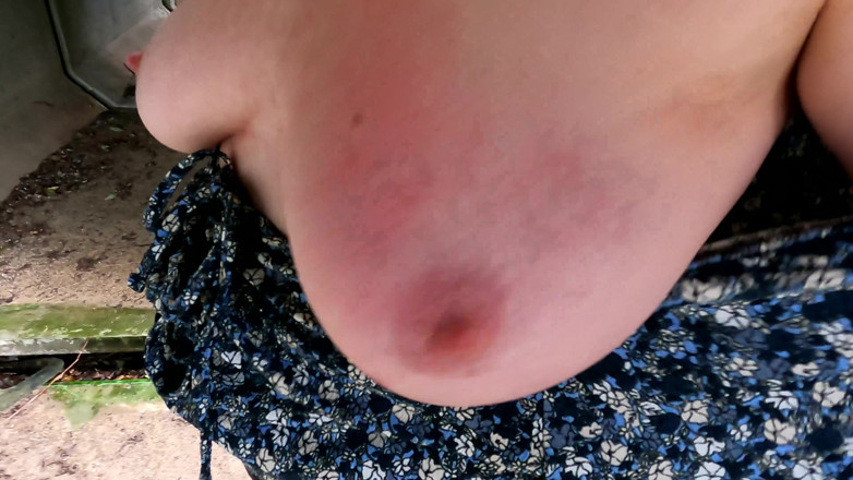 Bouncy Tits Action: Beating Her Nipples on Construction Site