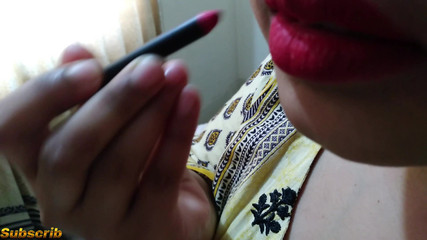 Aria Mia: 我操了印度热辣继母处女阴户和摧残 - 射在阴户和嘴巴印地语清晰音频